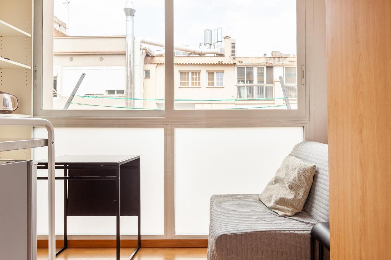 Homestay Double With Private Bathroom And Private Kitchen Barcelona